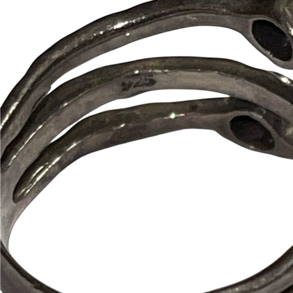 Signed 925 Sterling Silver Triple Band Ring w Bezel Set Amethysts – Size 7 - Picture 7 of 8